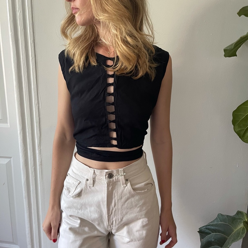 Vintage Reversible Black Wrap Crop Top - Picture 9 of 11